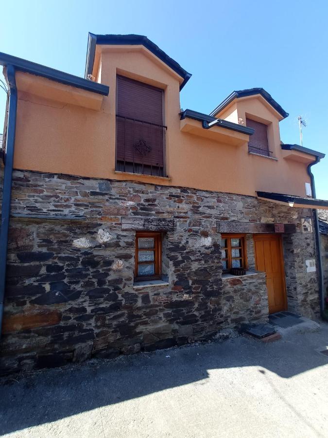 Casa De Abril 1 ξενώνας San Cristobal de Valdueza Εξωτερικό φωτογραφία